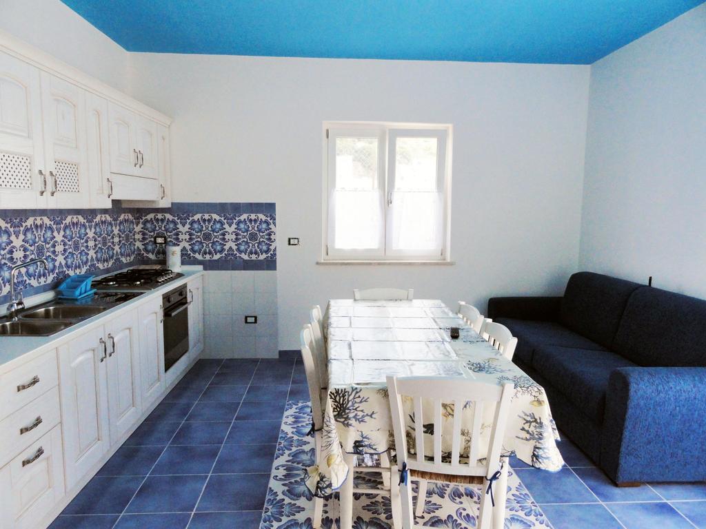 Chiaia Apartments Ponza Room photo